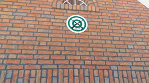 049 Scheibeaufhaengen